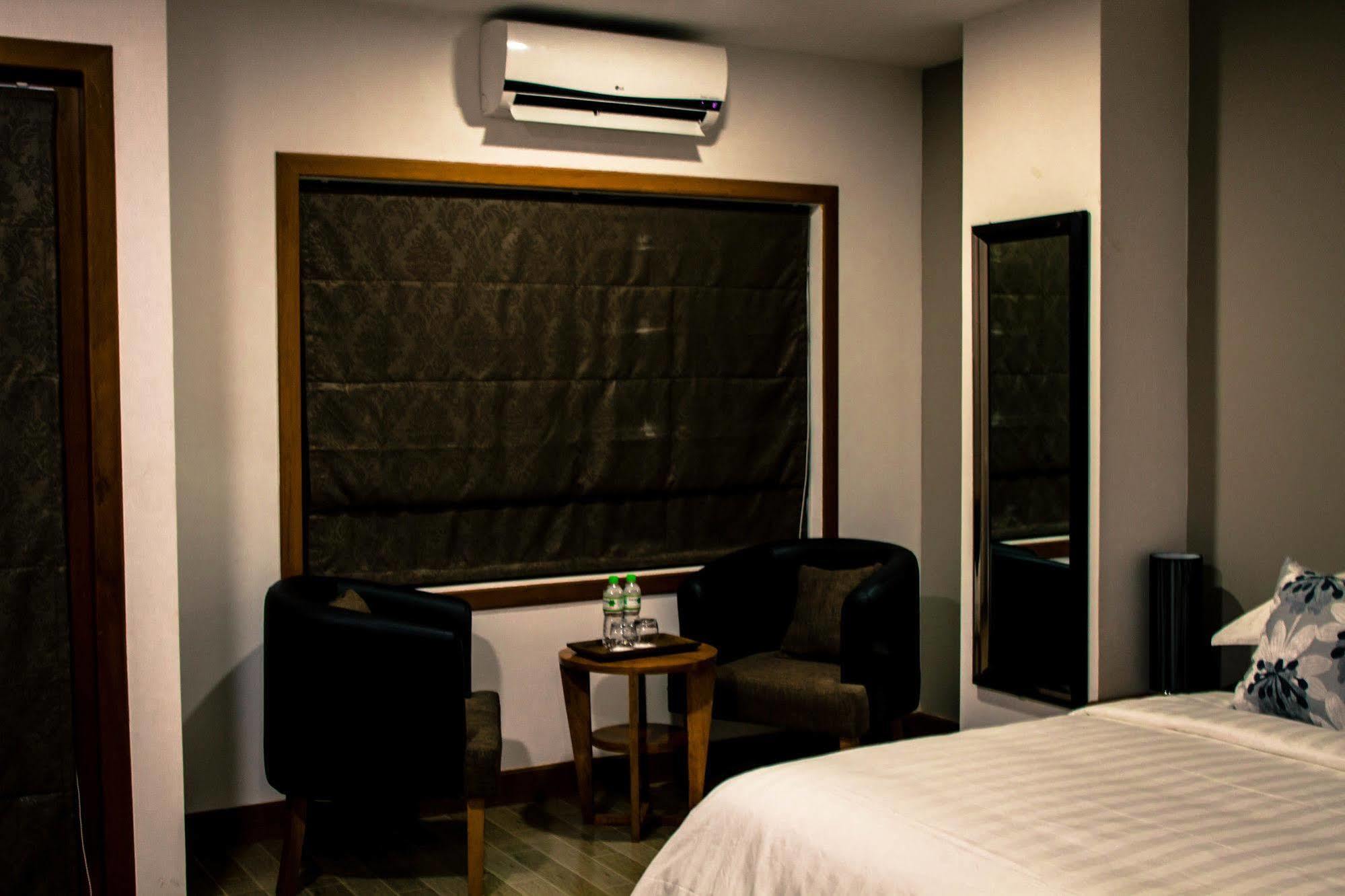 Point Boutique Hotel Phnom Penh Luaran gambar